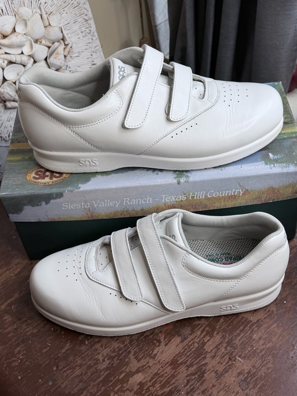SAS White Leather Hook-and-Loop Comfort Sneakers 9 N